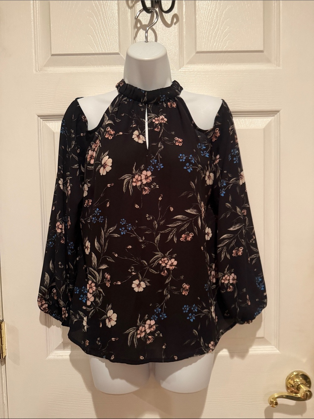 Wayf Black Floral Cold-Shoulder Ruffle Mock-Neck Blouse